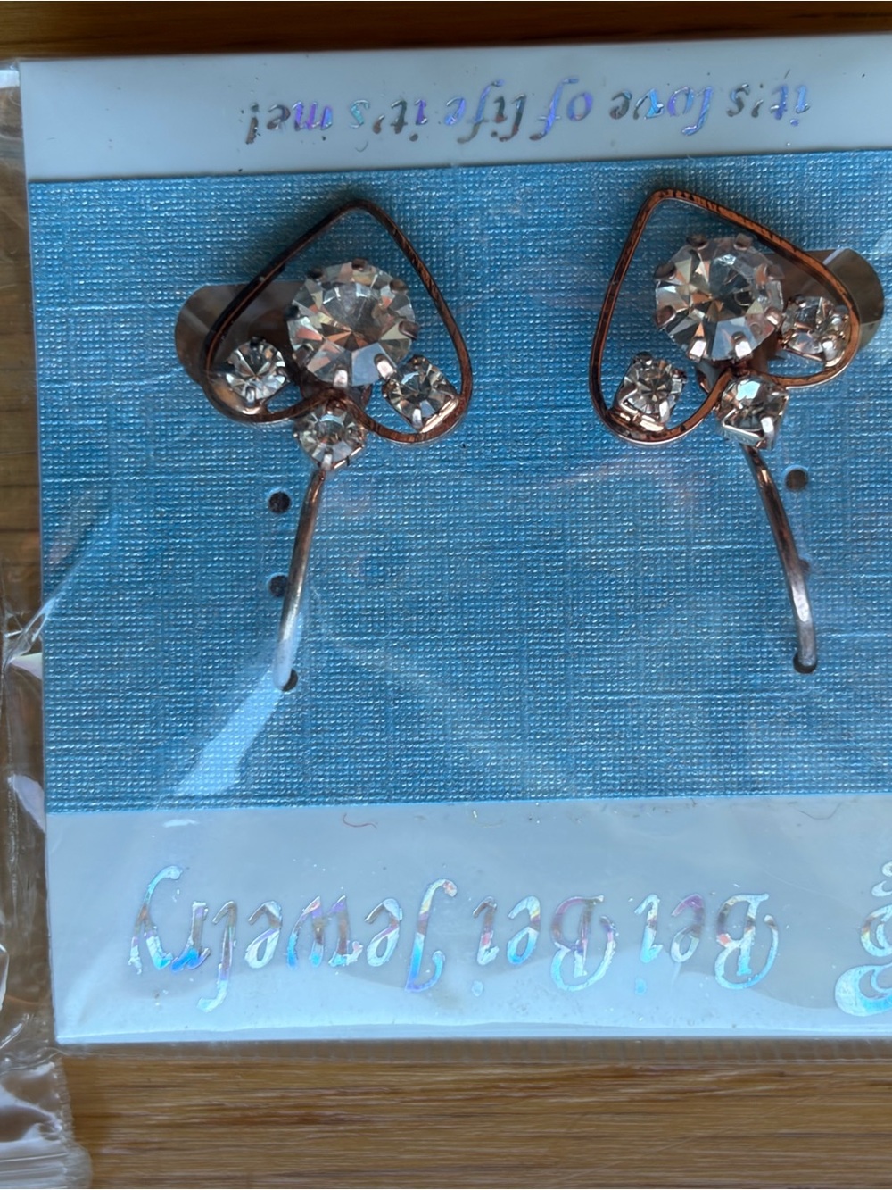 Jewelry - Picture 3 of 4